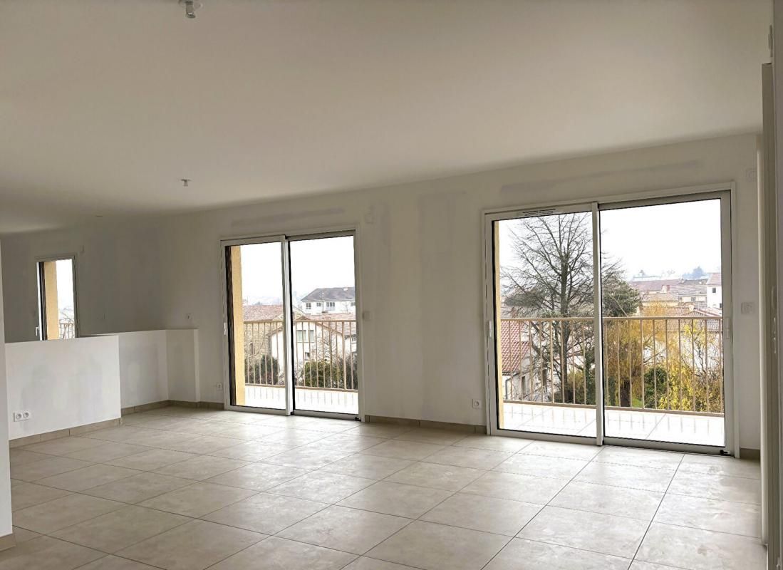 MONTBRISON MONTBRISON 42600 Appartement neuf (jamais habité) 126 m² habitables 3 chambres, garage, place de parking 4