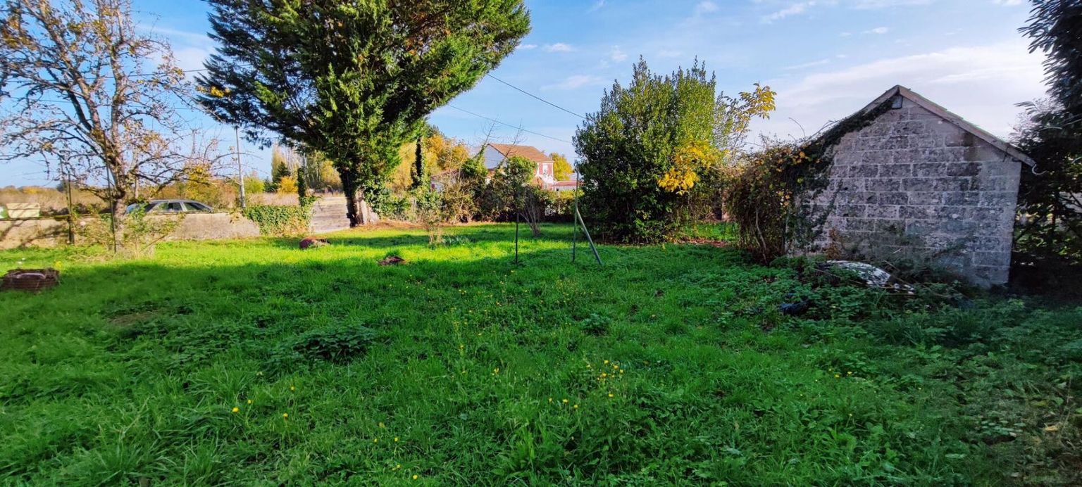 PRECY Longère à rénover à Précy 2