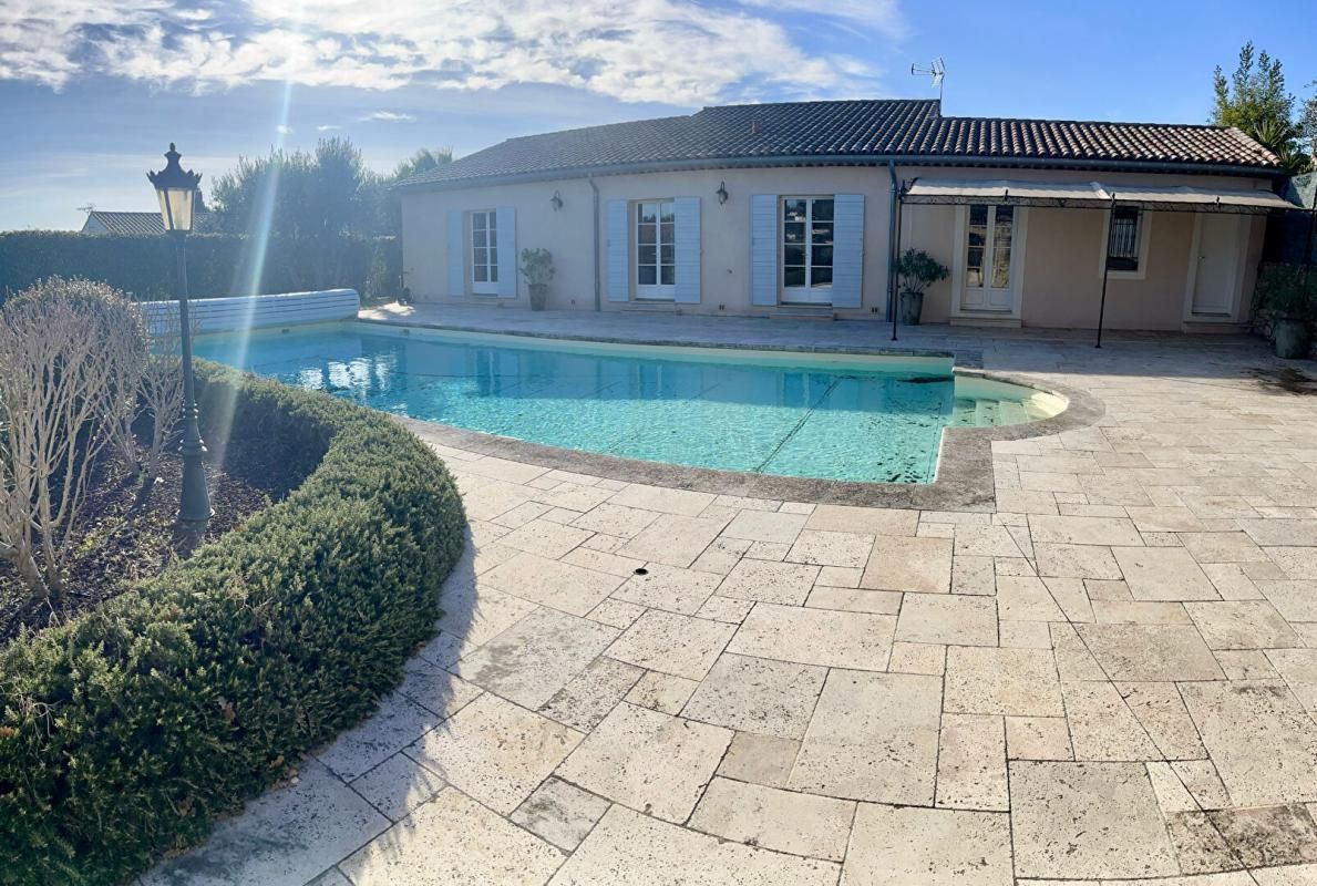 Très belle villa 140m2 avec grande piscine