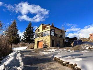 Coup de coeur pour cette maison 4 faces proche des pistes de ski