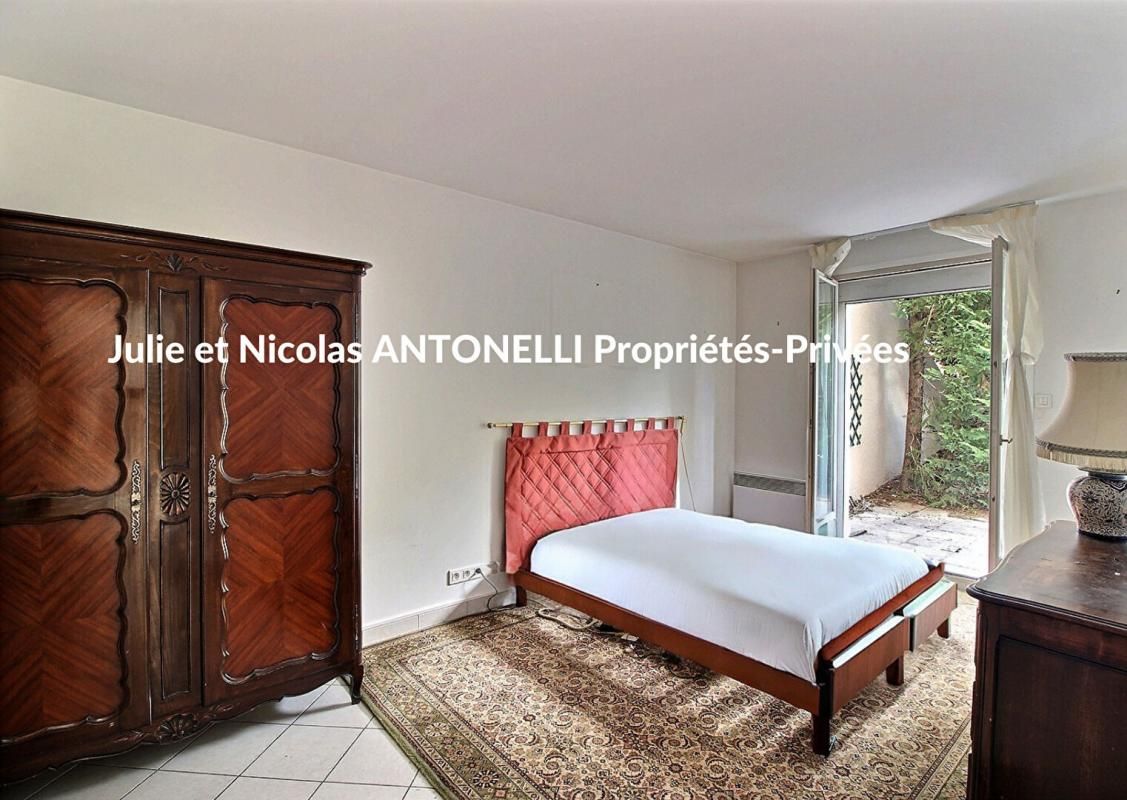 SAINT-PRIEST-EN-JAREZ SAINT PRIEST EN JAREZ 42270 Appartement rez de jardin 2 chambres, terrasse, jardinet, garage 3