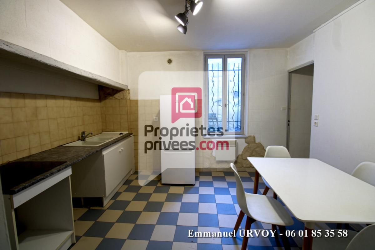 Proche Saint Rémy de Provence - Appartement T2 avec cour privative - Centre village à pied