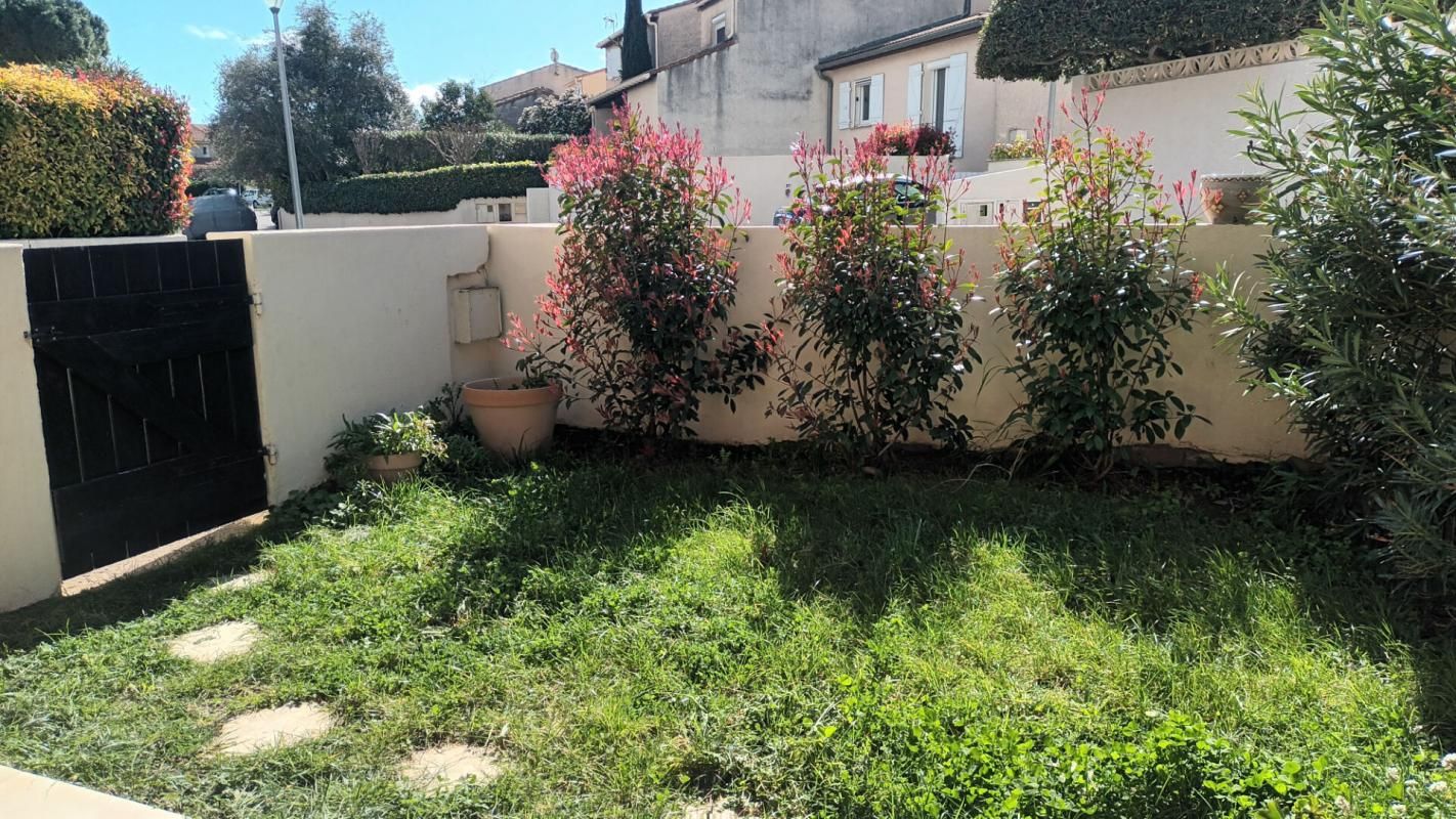 PéZENAS Villa Pézenas 3 pièce(s) 84 m2 jardin 320m² garage 3