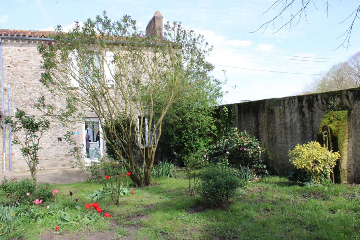 PALLUAU ancienne maison de maitre à rénover 3