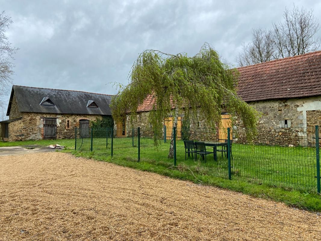 VERN-D'ANJOU Longère -  Erdre En Anjou 4 pièce(s) 143 m2 3