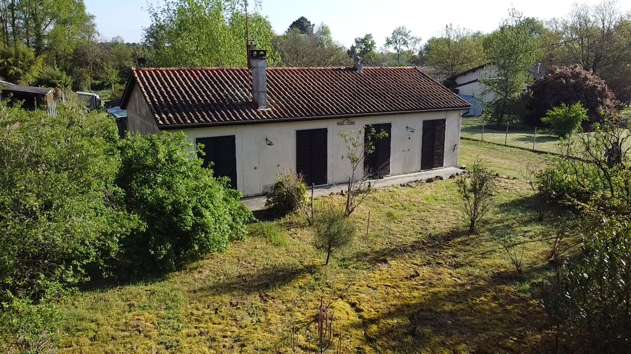 LE PIAN-MEDOC Maison Le Pian Medoc 3 pièce(s) 80 m2 2