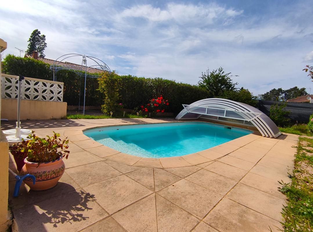 LA LONDE-LES-MAURES EXCLUSIVITE : Maison La Londe Les Maures 3 pièces +piscine+garage 3