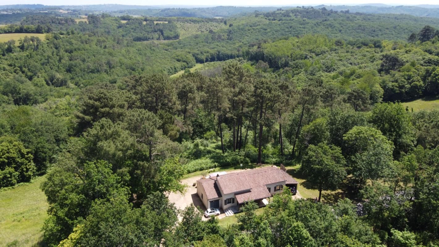 BEYNAC-ET-CAZENAC Maison avec terrain constructible à Beynac et Cazenac 5 pièce(s) 150 m2 2