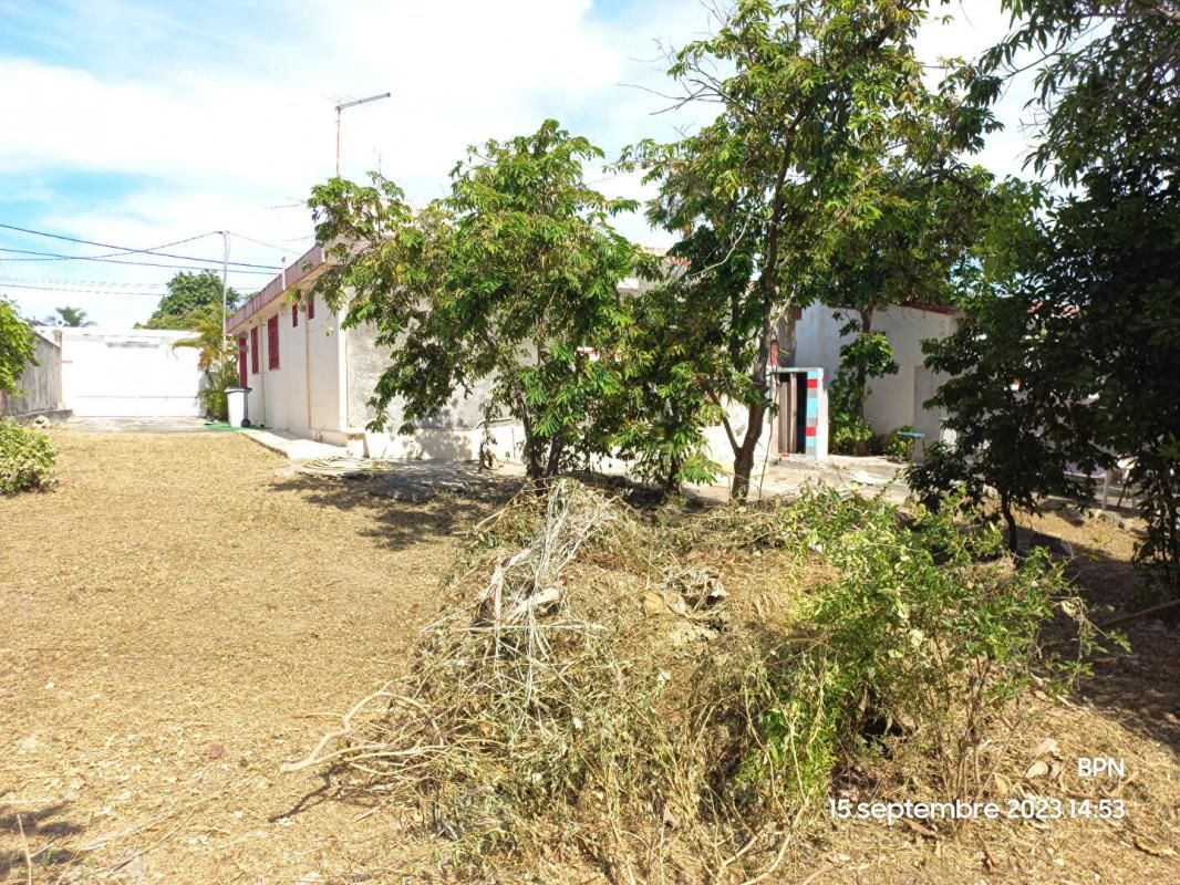 LE MOULE Charmante Maison Familiale avec 4 Chambres Le MOULE 1