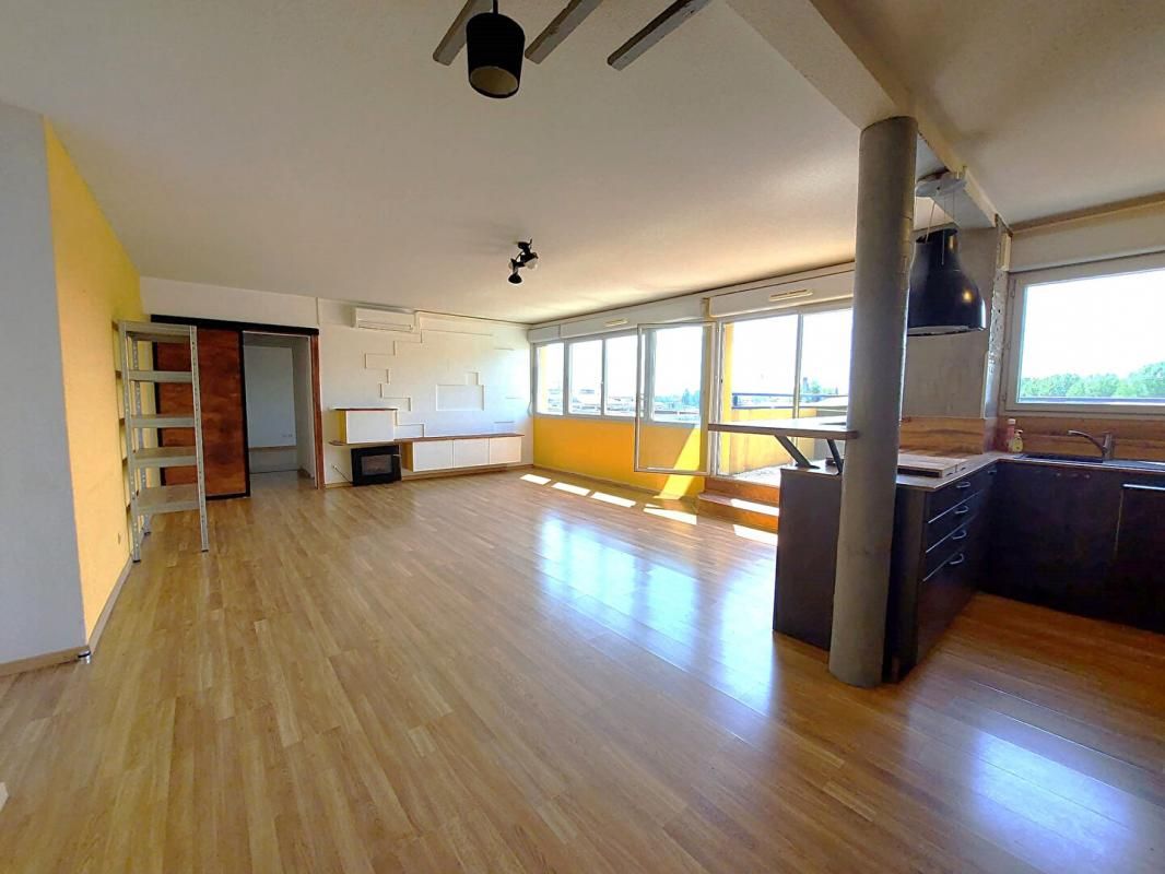 AGEN Agen Appartement T4  91 m² -dernier Etage - terrasse - garage 2
