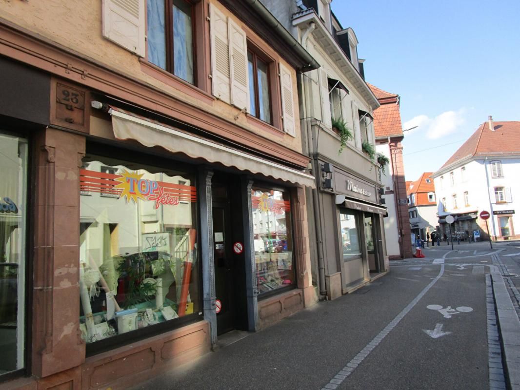 HAGUENAU EXCLUSIVITE HAGUENAU CENTRE - CESSION DE BAIL, LOCAL COMMERCIAL  143 m² 3