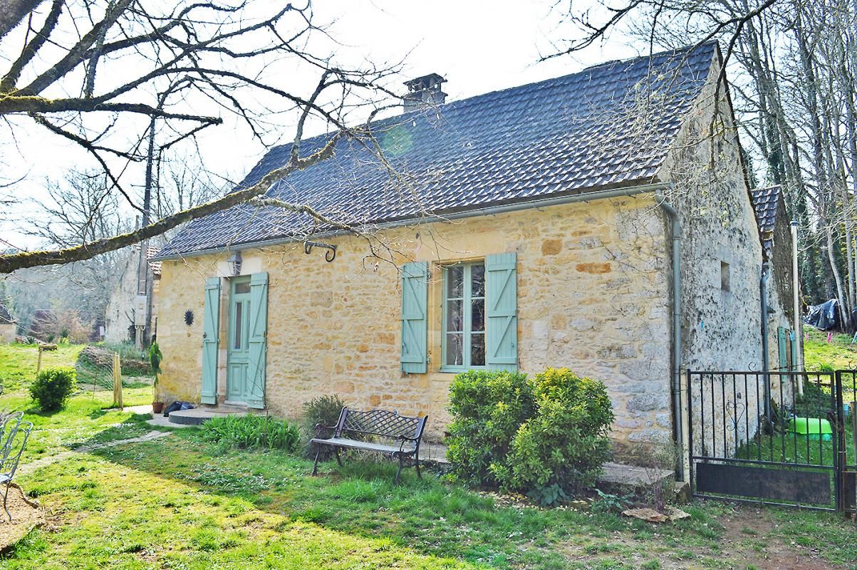 CARSAC-AILLAC Corps de ferme Carsac Aillac. Maison avec gite 2