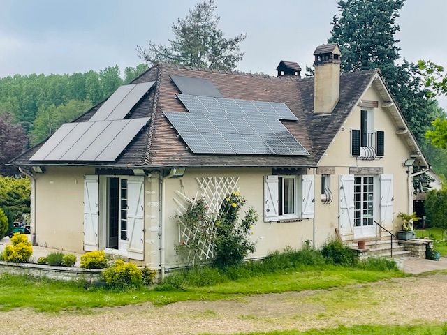 HOUDAN Maison autonome et écologique avec Forêts, studio et dépendance 3