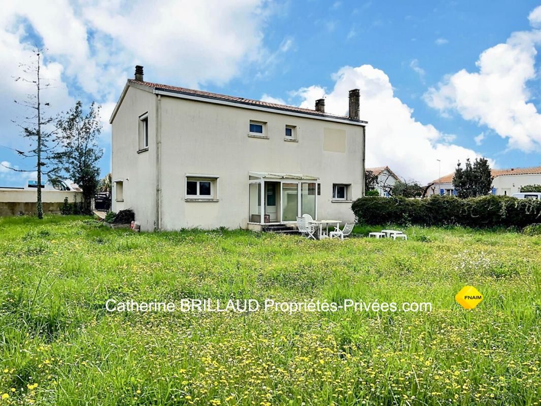 ANGOULINS Maison  6 pièce(s) 145m2 , terrain 853 m2 3