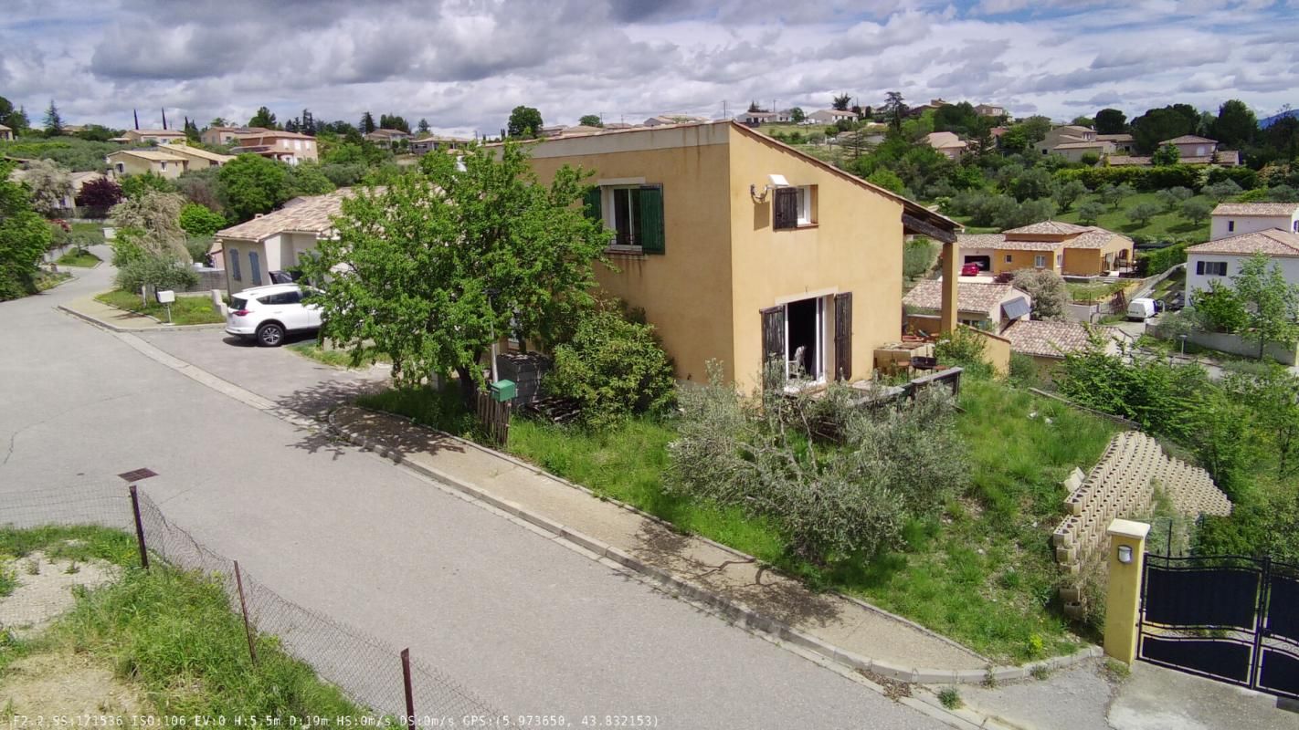 VALENSOLE Maison Valensole 130 m2  avec sous-sol et 2 garages 3