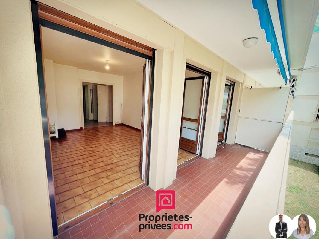 FREJUS Nouveau Prix ! Port Fréjus T2 Traversant de 48 m² !  Parking + Cave 2