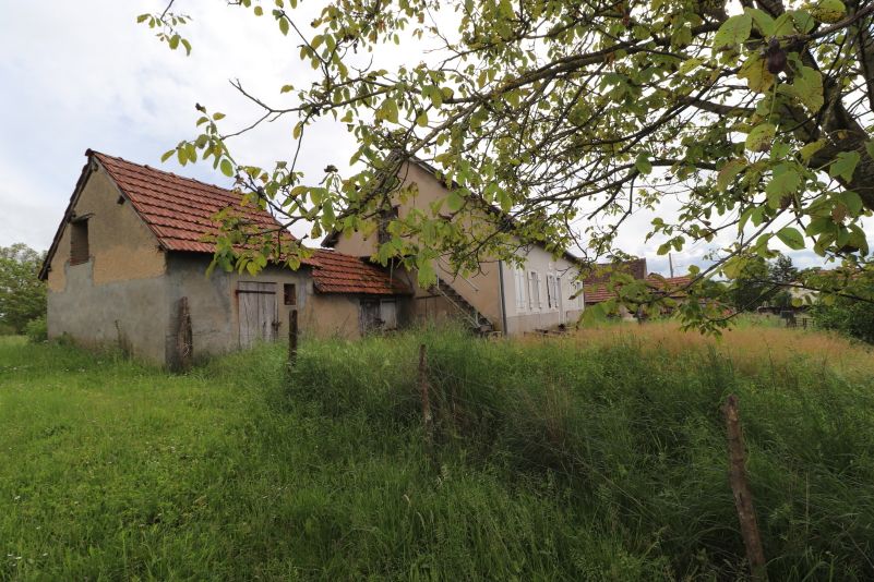 Maison Lucenay Les Aix 2 pièce(s) 140 m2