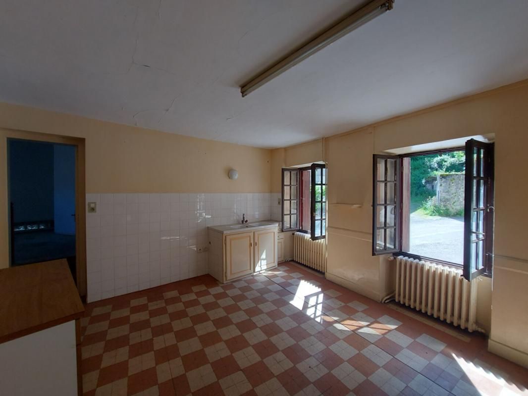 CHAMOUX-SUR-GELON Maison de village 6P 147 m2 CHAMOUX-SUR-GELON (73390) 1