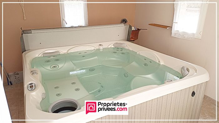 CLAIRA Grande villa 5 pièces 134 m2 jacuzzi 2