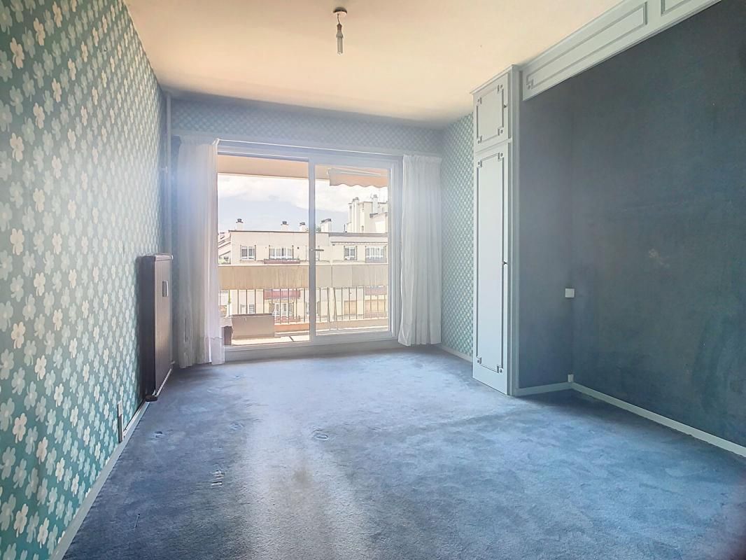 GRENOBLE Appartement T5 traversant avec Terrasses et Parking, Idéal Famille 4