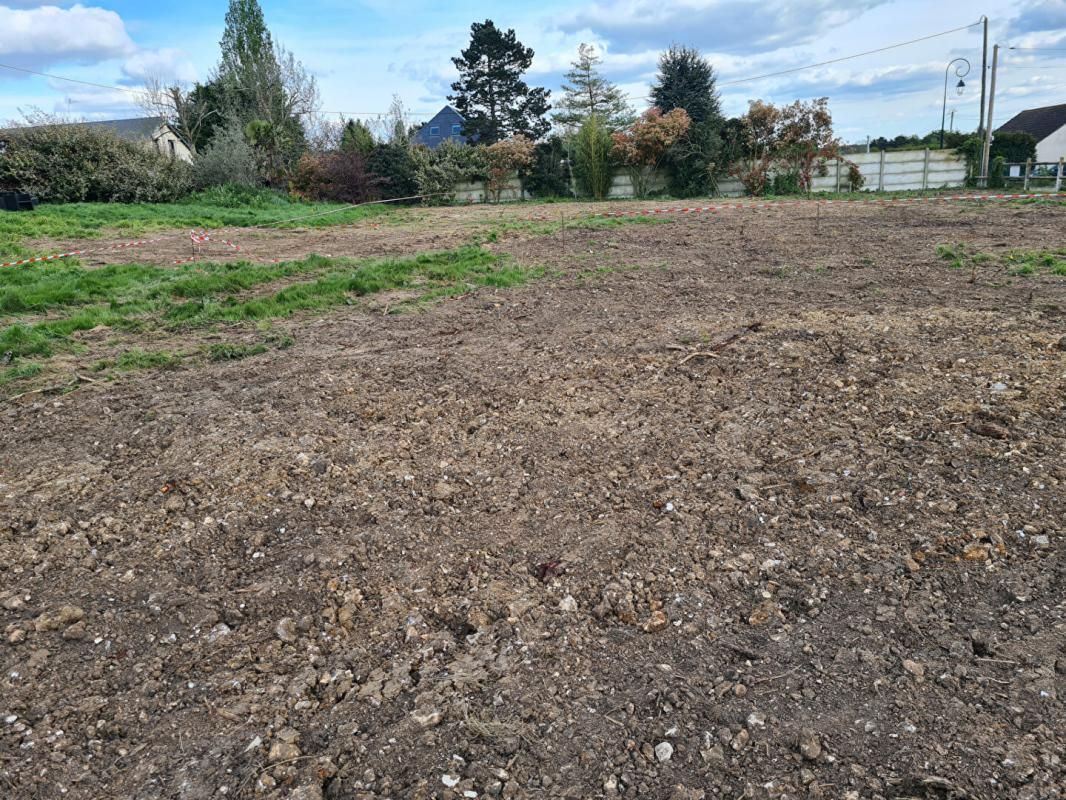 LOUVIERS Louviers - Terrain à bâtir plat de 701 m2 avec une belle vue - Prix 76.990 2