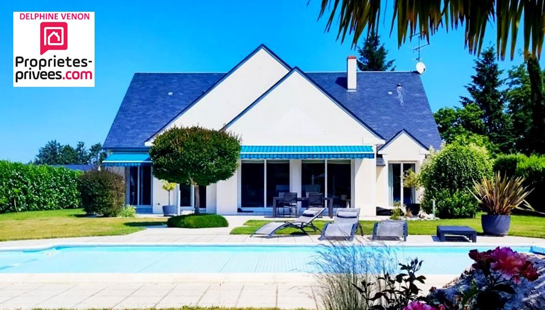 Maison de plain pied  classe énergie C avec piscine sur un parc de 2976 m² à Châteauneuf sur Loire