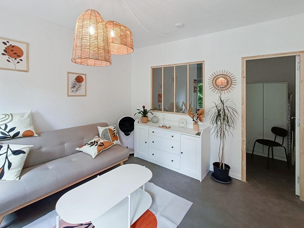 PIERREFEU-DU-VAR A vendre appartement meublé Pierrefeu Du Var 47 m2 2