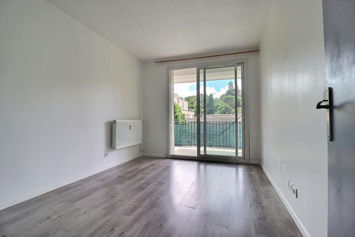 AUBENAS Aubenas, à vendre appartement  T4 3