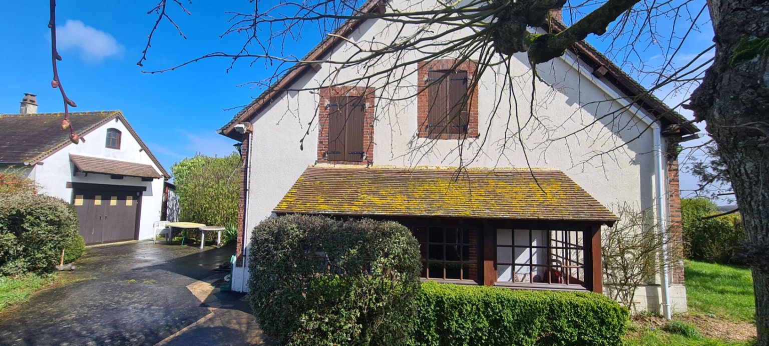 VERNEUIL-SUR-AVRE LA MANCELIERE 28270 - MAISON INDIVIDUELLE - 1 ETAGE - 3 CHAMBRES - 1 ANNEXE AMENAGEE  EN BUREAU - 1 CHALET DE JARDIN BOIS - 1 GARAGE - TERRAIN - 174703 HAI 2