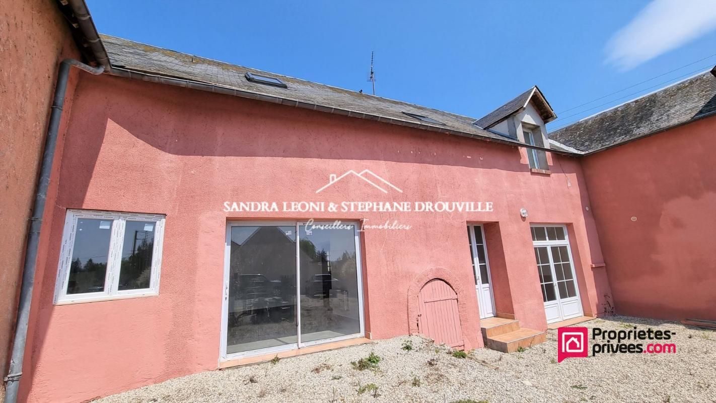 JOUY Jolie maison entièrement rénovée de 168 m2, 5 pièces, 3 chambres à Jouy. Ref annonce 369861 4