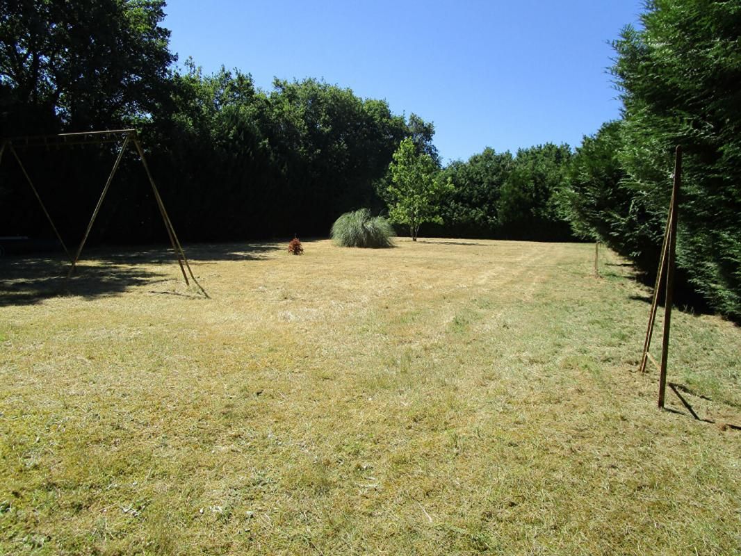 Terrain Saint Avaugourd Des Landes 2675 m2