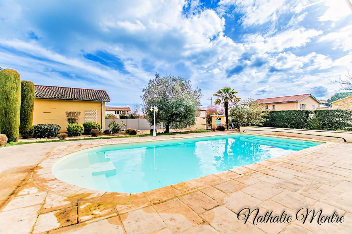 ANSE Anse maison de 230 M2 avec piscine 4