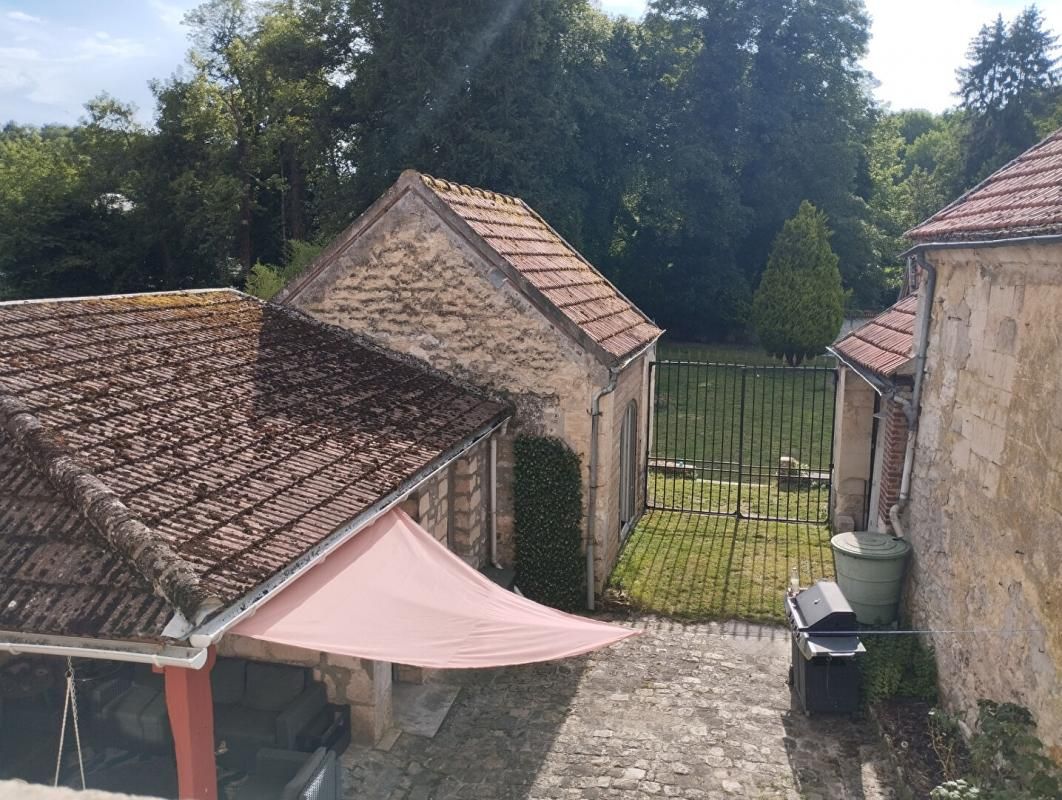 LA FERTE-MILON Maison La Ferté Milon 7 pièces 175 m2 4