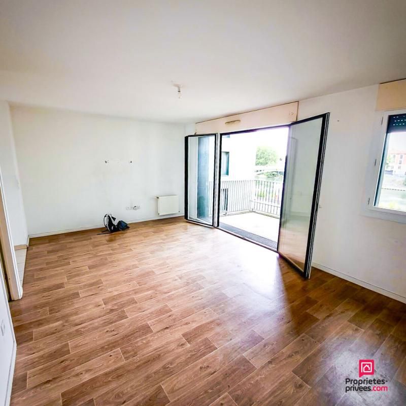 SAINT-DENIS Appartement Saint Denis 3 pièce(s) 63 m2 avec Balcon vue sur la seine 4