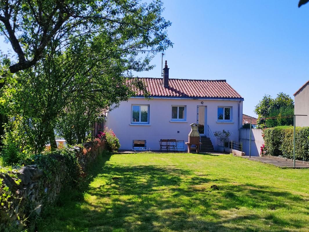 Maison Pouzauges 6 pièces,  135 m²