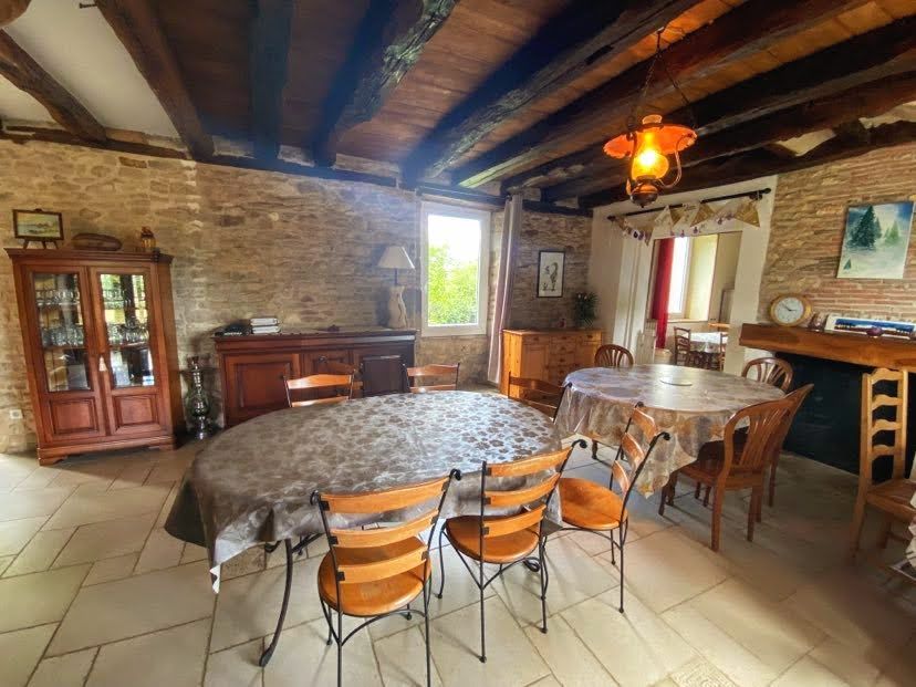 TOURTOIRAC Maison de maître Tourtoirac 8 pièce(s) 180 m2 4