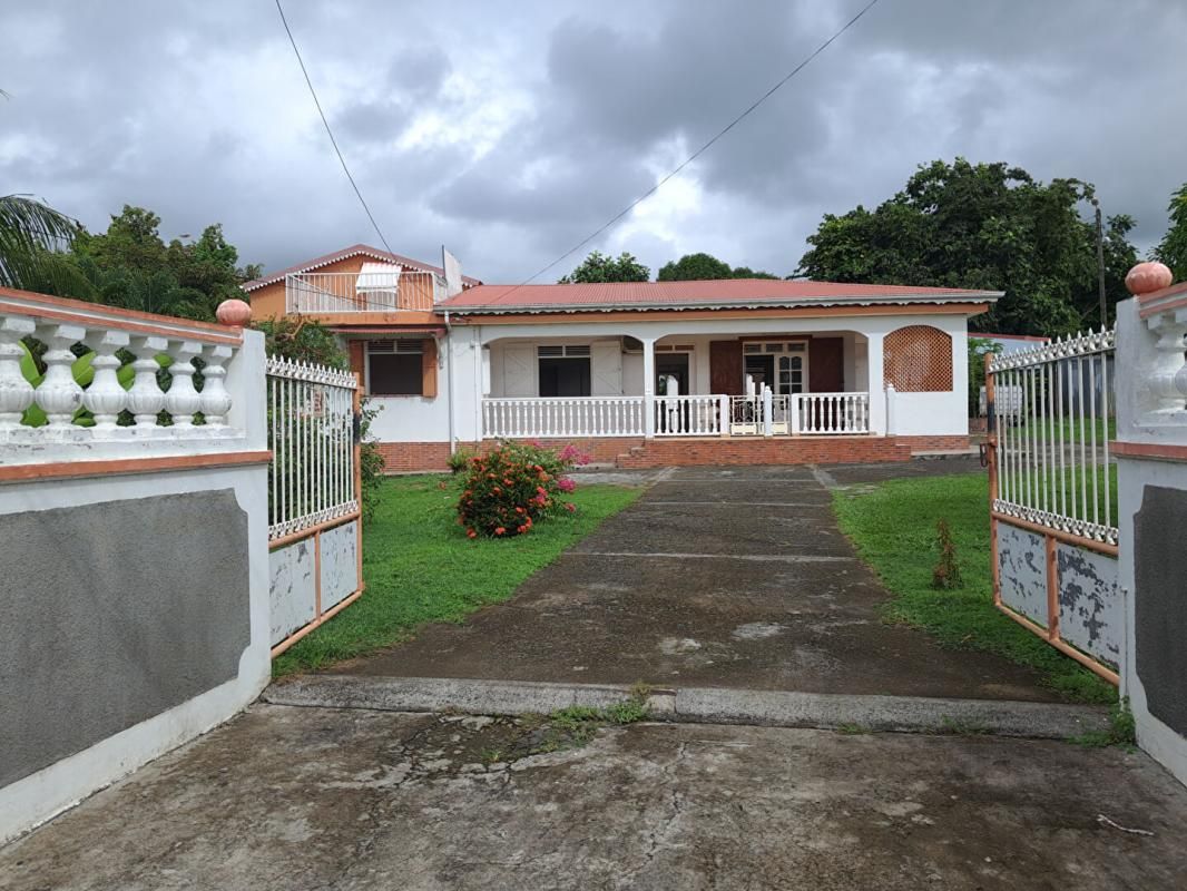 Grande Maison - Capesterre Belle-Eau, Guadeloupe (97130)