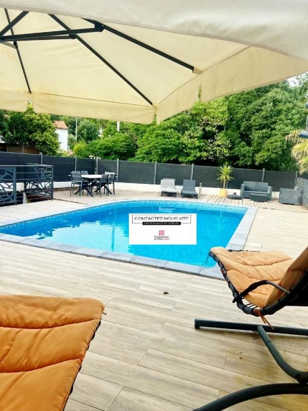 Villa Montpellier, 8 pièce(s) 212 m2, jardin, piscine