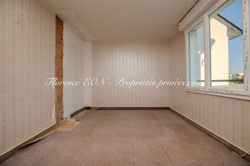 SAINT-BERTHEVIN Appartement Saint Berthevin 2 pièce(s) 37.4 m2 2
