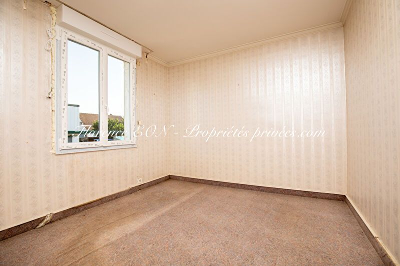 SAINT-BERTHEVIN Appartement Saint Berthevin 2 pièce(s) 37.4 m2 4