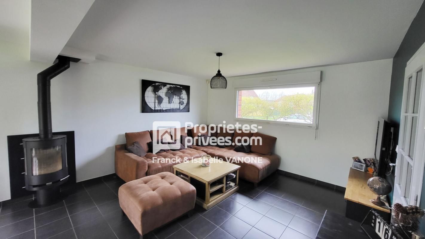 HOUPLINES Maison Individuelle - 105 m² - 4 chambres - jardin - garage _ HOUPLINES BOURG 4