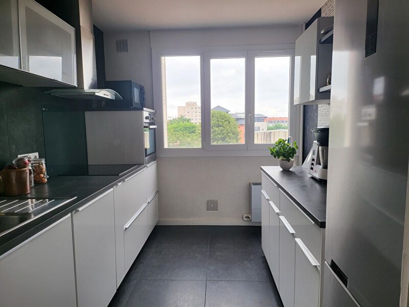 ROANNE Appartement T3, 73m2, ROANNE 4