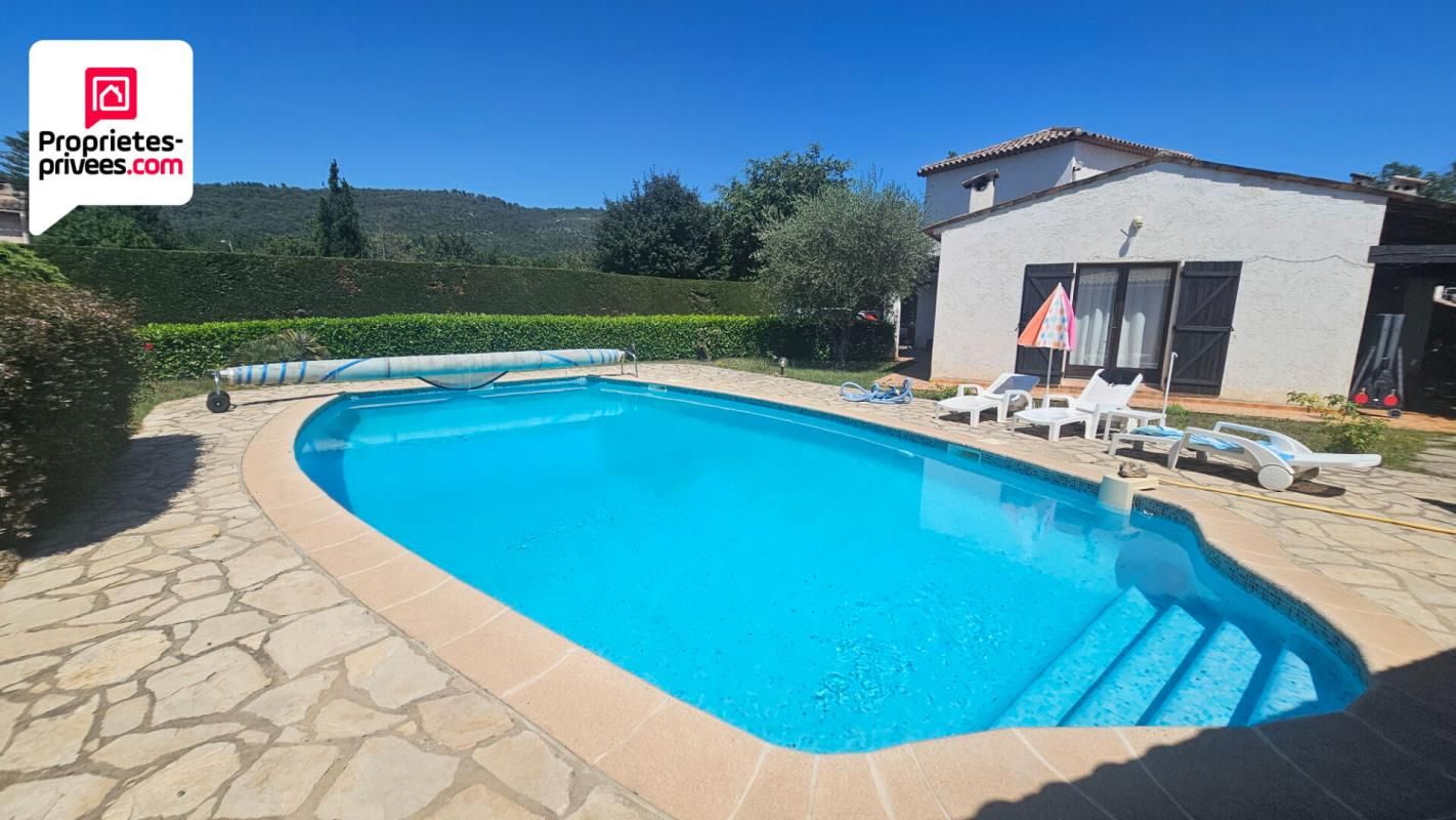 SAINT-CEZAIRE-SUR-SIAGNE Villa 6 PIECES 170 m2 PISCINE GARAGE TERRAIN 1800 M2 2