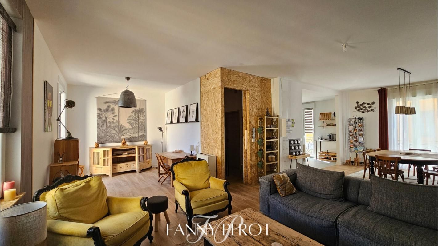 PERPIGNAN: Maison 5 pièces avec garage, terrasse et grand espace de stockage de 70m²