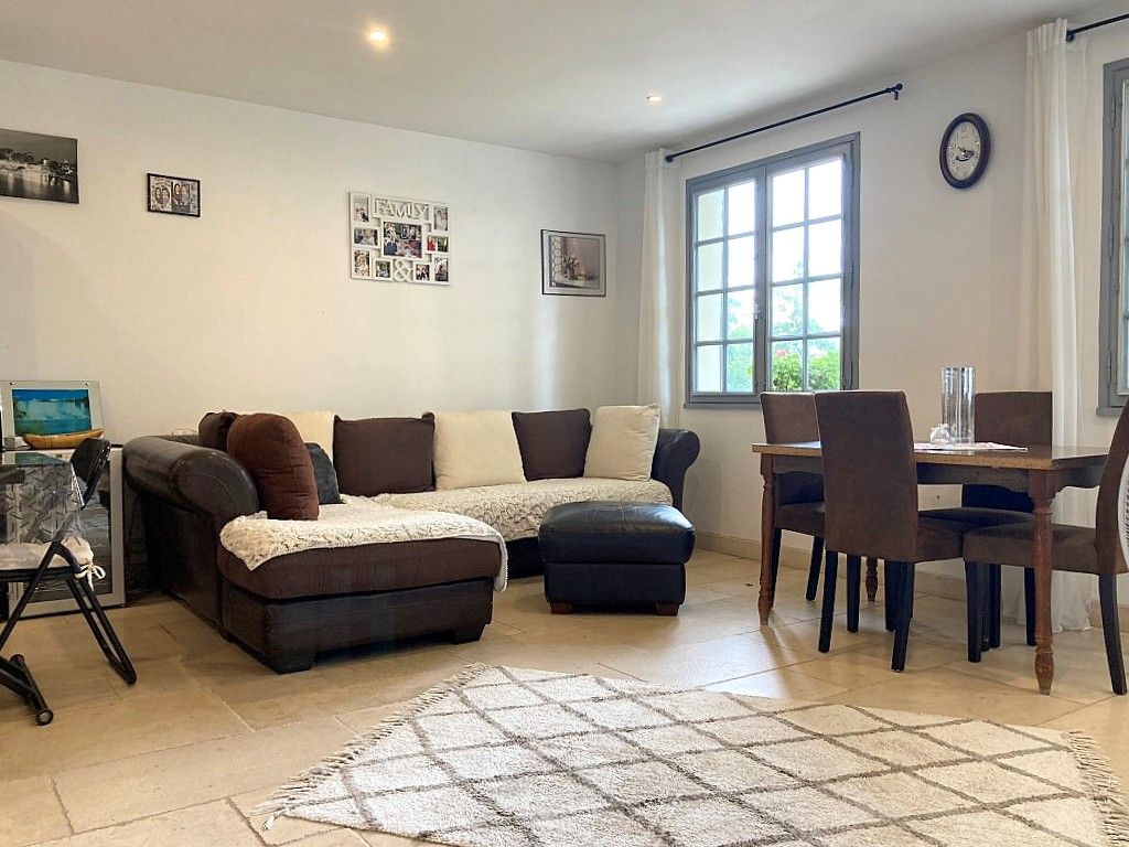 CAHORS Immeuble de 2 appartements à Cahors avec extérieurs 2