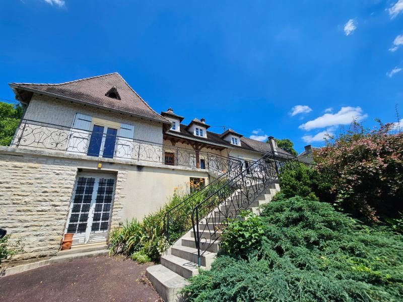 Maison Perigueux 7 pièce(s) 245 m2