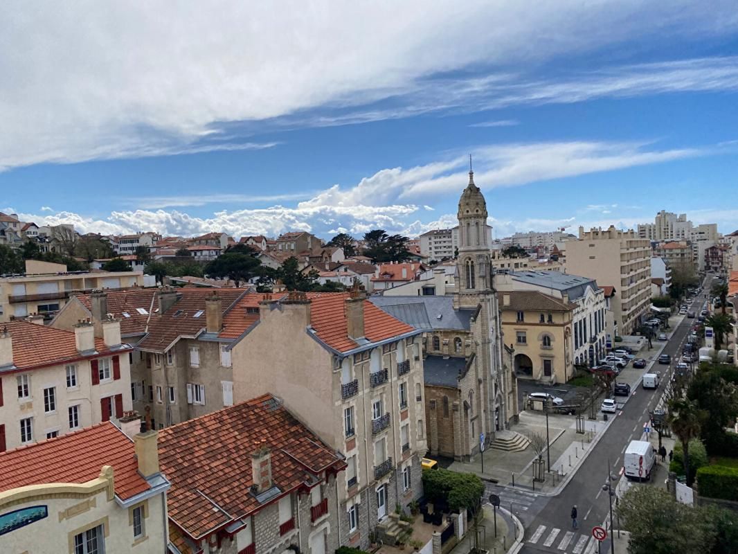 BIARRITZ Emplacement fabuleux  Appartement Biarritz 3 pièces ENTIÉREMENT RÉNOVÉ 1