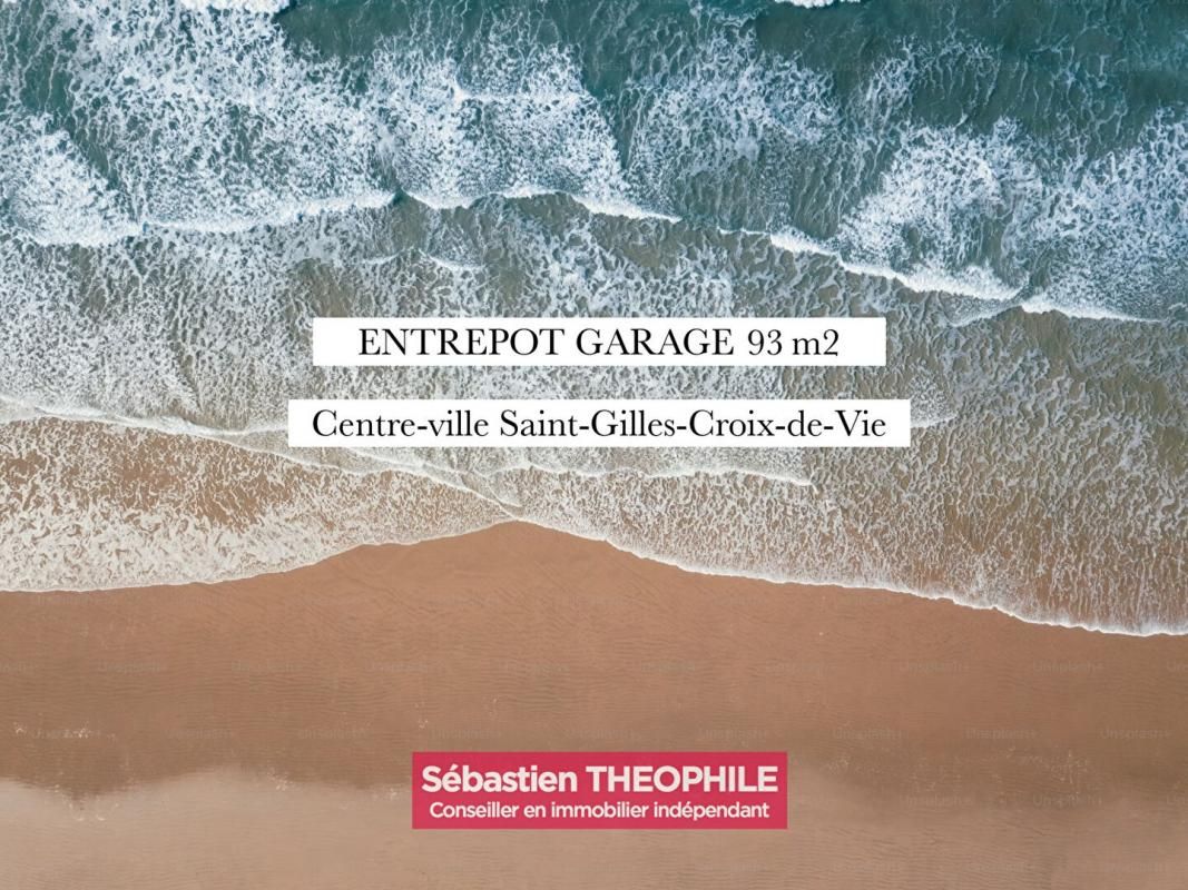 Entrepot Garage 83m2 - Terrain Centre Saint-Gilles-Croix-de-Vie