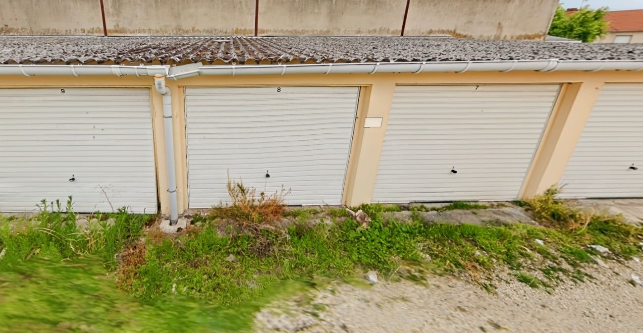 CHALONS-EN-CHAMPAGNE Lot 5 garages vendus loués Chalons En Champagne 3