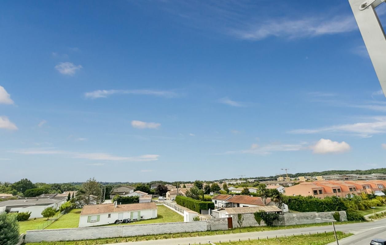 À vendre : Appartement T3 avec vue dégagée, situé à Cornebarrieu